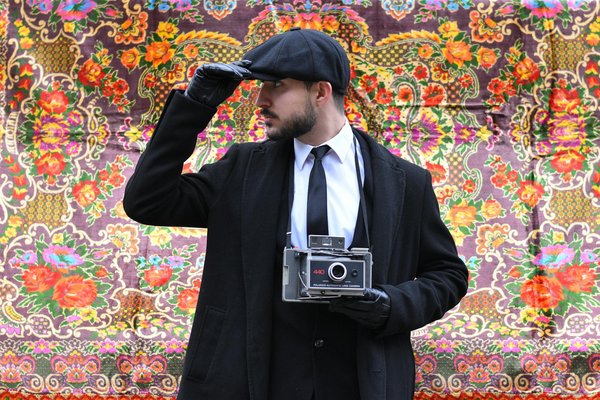 Astuces Mode : Comment Intégrer les Dernières Tendances au Travail avec Élégance