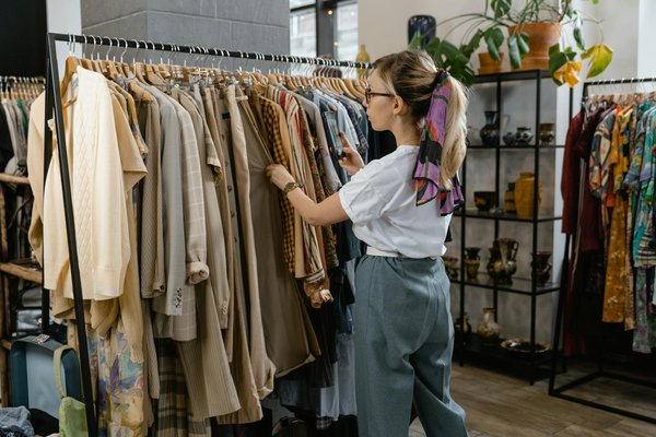 Découvrez le secret de la mode slow : êtes-vous prêt à adopter ce style ?